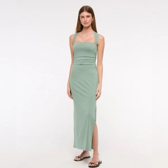 green emerald velvet dress Bubbleroom  Round Neck Rib Knitted Midi Dress  Dresses  Green
